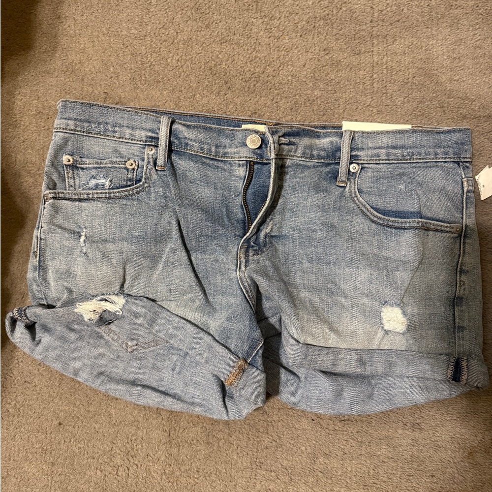 GAP 1969 Denim Shorts Size 32 3” Inseam Classic Blue Jean Shorts